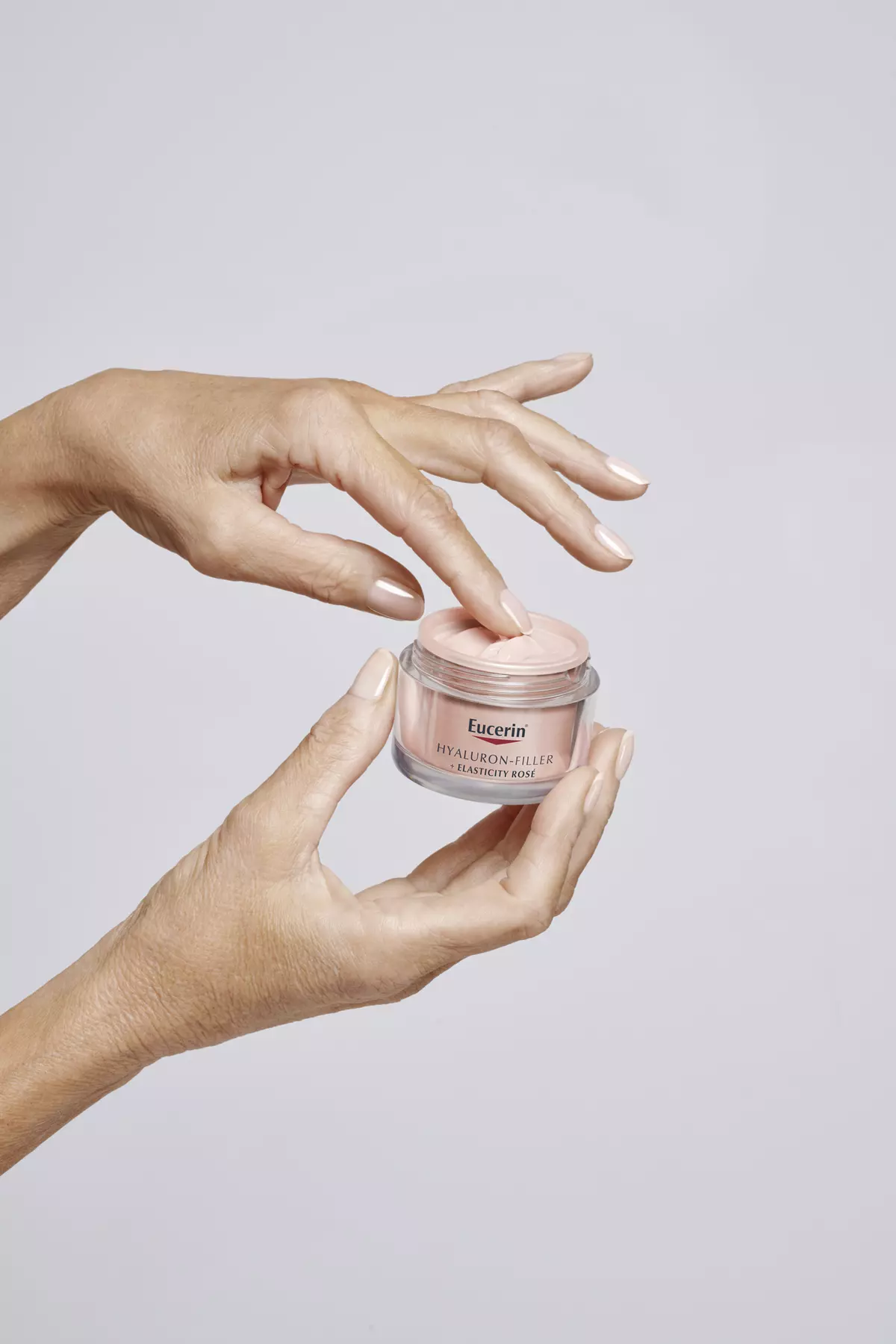 000009 gl en euc elasticity filler rosy daycreme 202110 pr 4 print
